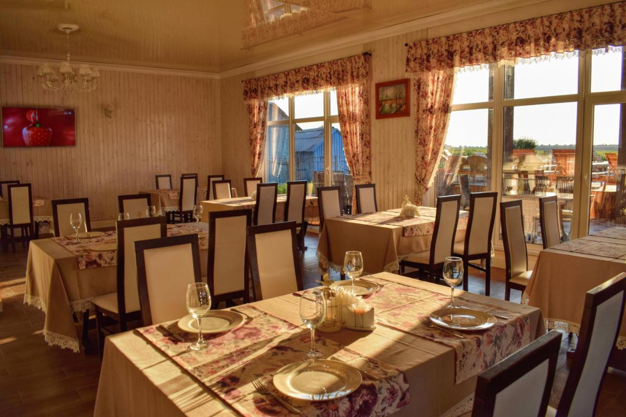 Hôtel Baza Otdykha Jules Verne à Zatoka Extérieur photo